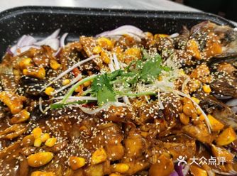 探店|一口封神的烤鱼，在郑州我就认这家