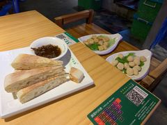 -小小河边鱼(天润城店)