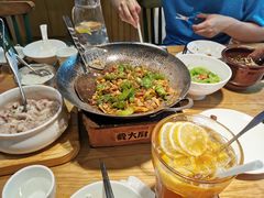 -费大厨辣椒炒肉(万家丽一店)