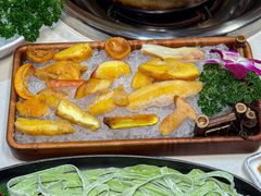 -土连锅·现熬养生汤锅(梁家巷店)