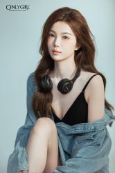 -onlygirl摄影美学馆高端定制(江滩店)