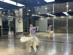 -泫舞舞蹈工作室