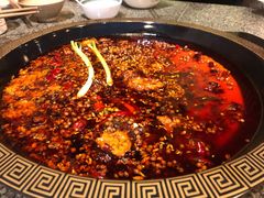 -佬革命主题火锅(玉沙路店)