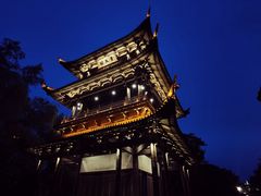 -鲁镇