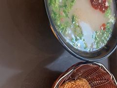 -万红路羊汤烧饼店(将台路店)