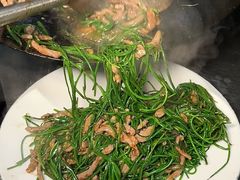 -大众跷脚牛肉馆·非遗传承单位(峨眉山店)