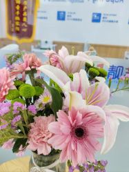 -靓芙泉专研痘痘肌