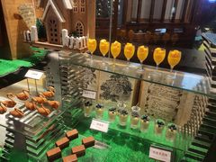 -梅园国际大酒店·自助餐厅(光明港店)