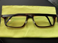 -目艮眼镜SHOWROOM(品牌集合店)