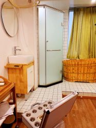 包房-薇薇安花系SPA