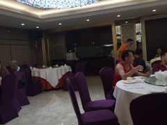 -黄埔华苑酒家(黄埔店)