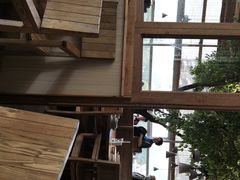 -蜜桃餐厅·伴山(湖滨商业街店)