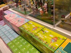 -泡泡玛特POPMART(侨福芳草地店)