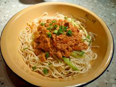 -鹤江桥·红油牛肉粉(SKP店)
