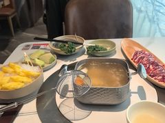 -左庭右院鲜牛肉火锅(环球港店)