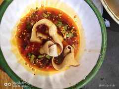 -王婆乔鲜鱼自助火锅(蜀汉路店)