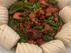 青椒鸡沾卷子-鑫巴蜀小镇 · 水煮鱼专研店(玉桥店)