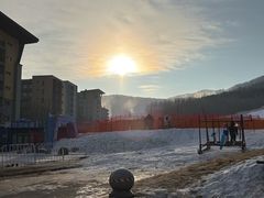 -中旅松花湖滑雪场