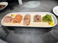 -HOMES上海本帮菜(襄阳公园店)