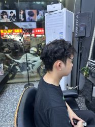 -藤野造型专业烫染接发