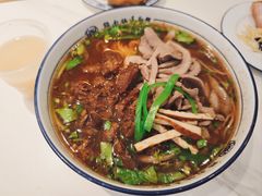 红烧牛肉腰花面-镇南锅盖面馆(解放路店)