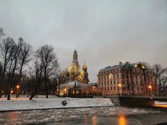 -滴血救世主教堂