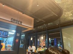 -达美乐比萨(红山店)