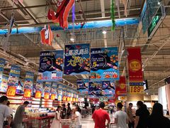 -大润发杨浦店-停车场