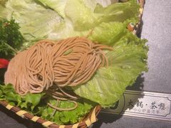 -湊湊火锅·茶憩(杭州湖滨银泰in77店)