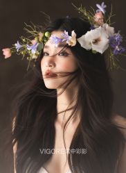 -雪中彩影婚纱摄影·微光艺术中心