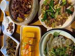 -隔壁老王·家常云南菜(花巷店)