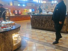 -金汉斯南美烤肉自助餐厅(中央大街黑金店)
