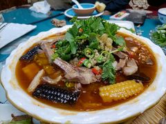 -三江源美食城