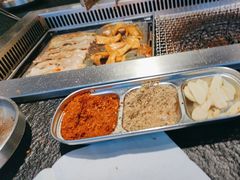-俊熙家点餐式自助烤肉店(南充王府井店)