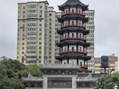 -绳金塔