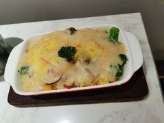 忌廉汁焗海鲜意粉-卡朋西餐(较场西路店)