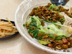 -龙记桂林米粉(财满街店)