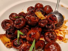 黑松露葱烧鲜口蘑-四世同堂·京菜·烤鸭(双井店)