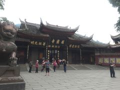 -峨眉山报国寺