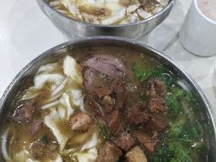 -花溪王记牛肉粉(四季花溪商场店)