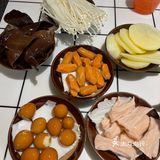 墙上的广告故事