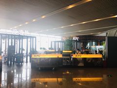 -肯德基(成都机场T2到达精选店)