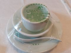 餐具摆设-五谷芳乳鸽王(梅沙老店)