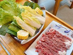 蔬菜拼盘-毛辣果·贵州红酸汤牛肉火锅(西单店)