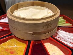 鸭皮沾跳跳糖-羲和雅苑烤鸭坊(丰台万达店)