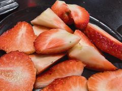 -果松木炭酸菜铜火锅·外婆参鸡汤