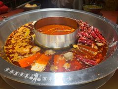 -谭鸭血老火锅(龙湖宝山天街店)
