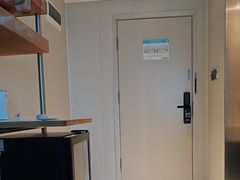 -网鱼电竞酒店(上海惠南地铁站店)