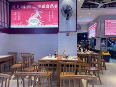 大堂-李兰英湖南面馆(护国路店)