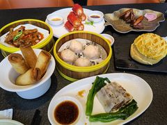 -蝴蝶里·粤菜·点心(滨江龙湖店)